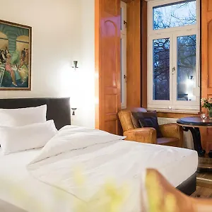 Ritzi Otel
