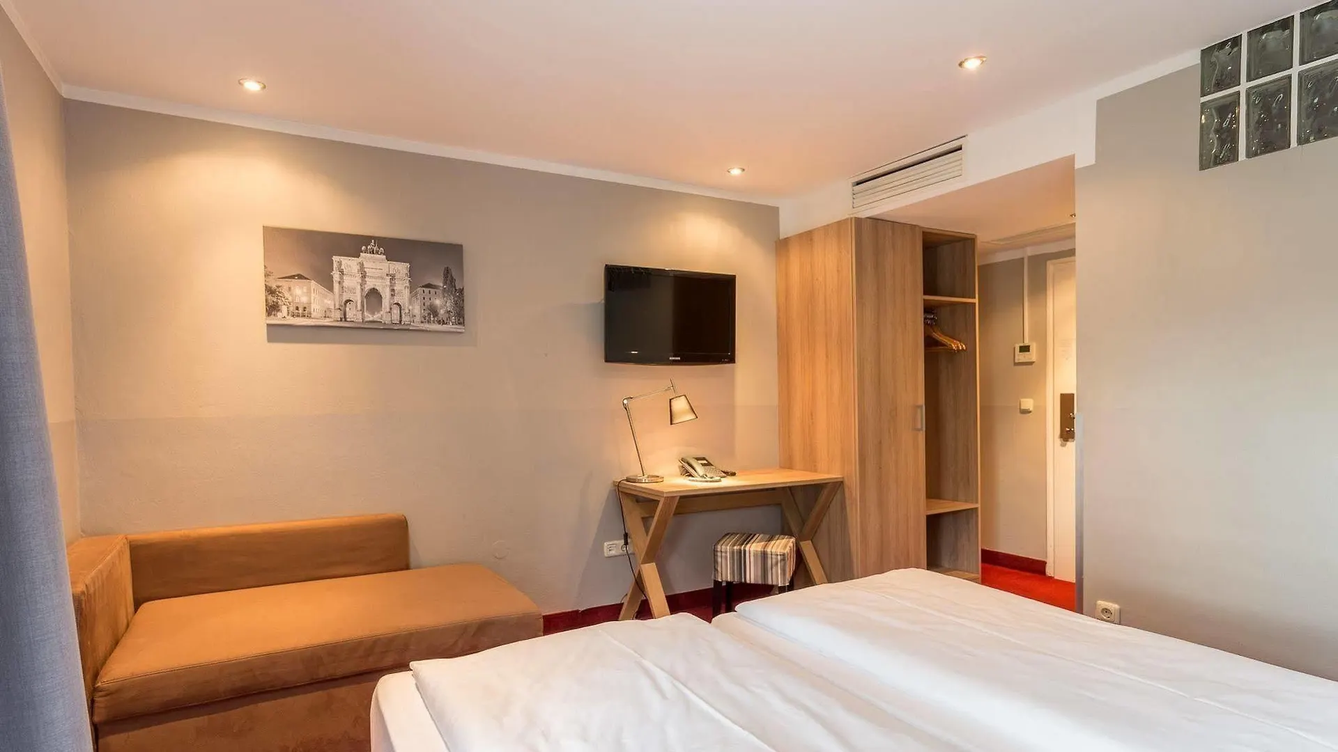 ***  Hotel Wetterstein Munich Germany